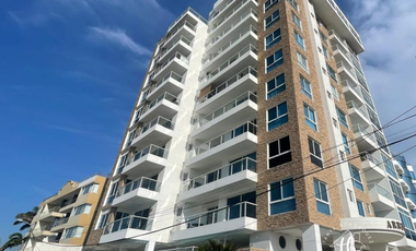 En Manta se Alquila Departamento de 4 Dormitorios . Sector Sur-Urbanización Pedro Balda