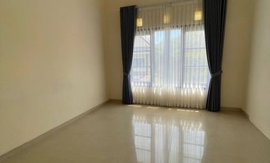 Disewakan Rumah Siap Huni Semi Furnished di Villa Puncak Tidar Malang