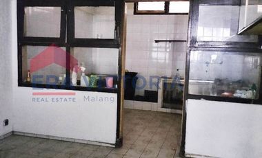 Rumah Usaha Pinggir Jalan Raya Gadang, Akses Truk, Cocok Kantor & Gudang