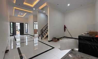 Hunian Megah 2 Pilar Cantik, Rasa Istana di Lokasi Strategis Jagakarsa Jakarta Selatan 🏰✨