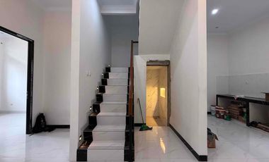 Hunian Megah 2 Pilar Cantik, Rasa Istana di Lokasi Strategis Jagakarsa Jakarta Selatan 🏰✨