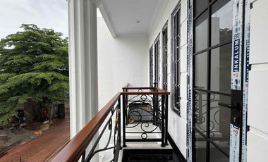 Hunian Megah 2 Pilar Cantik, Rasa Istana di Lokasi Strategis Jagakarsa Jakarta Selatan 🏰✨