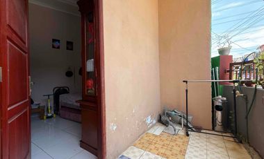 Rumah 2 Lantai Termurah di Cinangka  Pondok Cabe, Dijual di bawah harga pasar