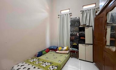 Rumah 2 Lantai Termurah di Cinangka  Pondok Cabe, Dijual di bawah harga pasar