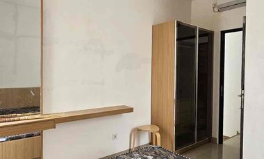dijual san di sewakan cepat rumah 2 lantai full furnish di tallasa city cluster utopia