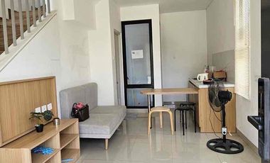 dijual san di sewakan cepat rumah 2 lantai full furnish di tallasa city cluster utopia
