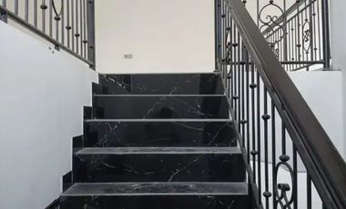 Di Sewakan Rumah Baru Lux 2 Lantai di Setiabudi, Jakarta Selatan