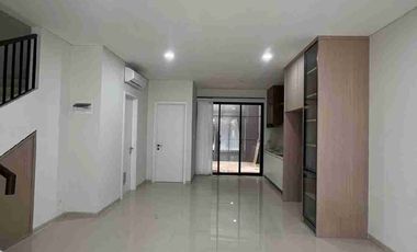 Rumah Sewa Siap Huni Bebas Banjir di Emerald Bintaro (SC0893)