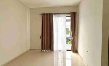 Rumah Sewa Siap Huni Bebas Banjir di Emerald Bintaro (SC0893)