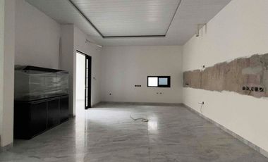 Rumah Classic Siap Huni Cinere Depok
3 Lantai + Rooftop  Termurah Start 2 Miliar