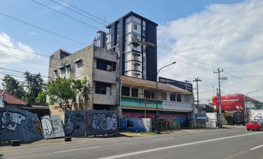 DIJUAL TOKO GUDANG LUAS DI JL.PROTOKOLER H.O.S.COKROAMINOTO YOGYAKARTA