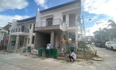 HOUSE AND LOT FOR SALE PALLOCAN WEST DANBERVILLE BATANGAS CITY