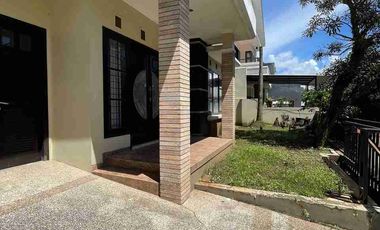 Disewakan Rumah Bagus Dan Terawat Di Villa Puncak Tidar, Malang