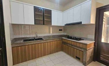 Disewakan Rumah Bagus Dan Terawat Di Villa Puncak Tidar, Malang