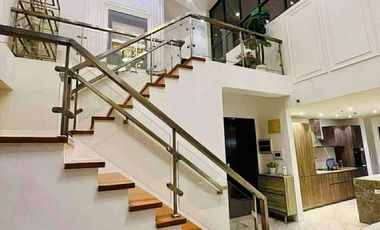 4 BEDROOM PENTHOUSE FOR SALE/ LEASE - ST MORITZ MCKINLEY WEST