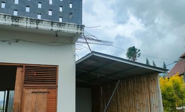 VILLA DIJUAL – LOKASI STRATEGIS KOTA BATU | KOLAM RENANG PRIBADI