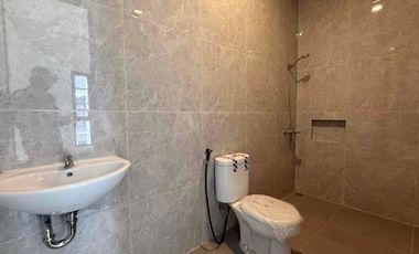 Rumah Mewah Classic Modern 2 Lantai  Siap Huni Selangkah ke Tol Brigif Cinere Depok