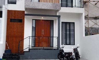 Villa Keluarga Baru di Dekat BNS Kota Batu