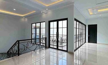 Rumah Baru Mewah Classic Dalam Townhouse Akses Strategis Di Cilandak Timur Jaksel