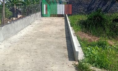 Tempat Usaha Luas di Cimenyan Bandung