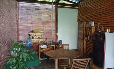 Tempat Usaha Luas di Cimenyan Bandung