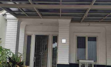 DIJUAL RUMAH 2 LANTAI MODERN CLASSIC GRAND WISATA BEKASI