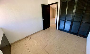 DEPARTAMENTO EN RENTA CON AIRE ACONDICIONADO SOBRE BERNARDO QUINTANA, Qro.