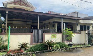 HOOK MURAH !!! Luas 153 di Perumahan Tytyan Kencana Samping Summarecon Bekasi