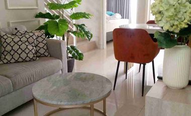 DIJUAL RUMAH OPER LENGKAP FURNISH DAN PRIVATE POOL DEKAT EXIT TOL SIDOARJO