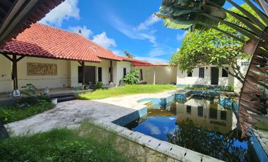Dijual villa murah di komplek Putra hills nusa dua