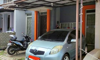 Dijual rumah kesayangan 2 lantai di perumahan pinus regency cluster garden villas di jalan utama soekarno hatta, samping progresif sport center,  Kota