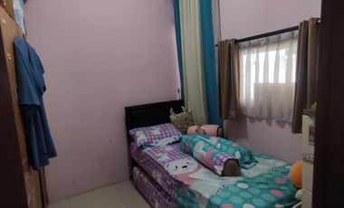 Dijual rumah kesayangan 2 lantai di perumahan pinus regency cluster garden villas di jalan utama soekarno hatta, samping progresif sport center,  Kota