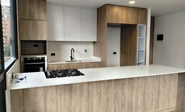 Apartamento en Arriendo en Castropol, Poblado Medellin Antioquia