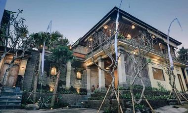 DIJUAL VILLA WITH RICEFIELD AND JUNGLE VIEW