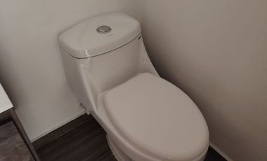 SE ARRIENDA OFICINA CUARTO PISO EDIFICIO CENTRO EMPRESARIAL SURAMERICANA