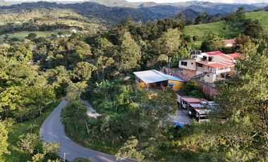 🏡 Se vende casa campestre en Moniquirá, Boyacá