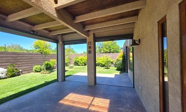 Arriendo casa en condomino camino Antuco km. 1 en Los Ángeles.