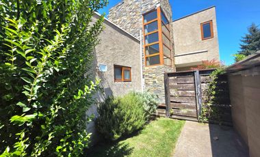 Arriendo casa en condomino camino Antuco km. 1 en Los Ángeles.