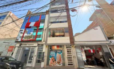En Venta Departamento en 5° Piso con Azotea - Chiclayo