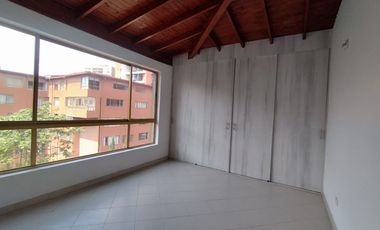 Apartamento en arriendo La Orquidea en Envigado Antioquia
