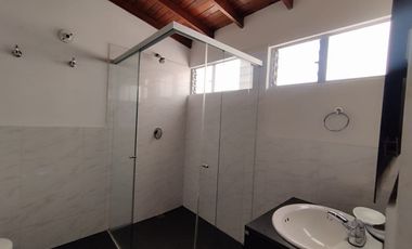 Apartamento en arriendo La Orquidea en Envigado Antioquia