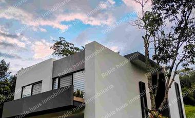 Vendo lujosa casa en sun village, jamundi