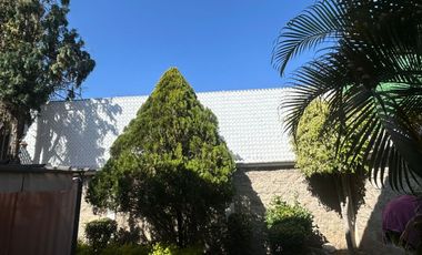 Hermosa casa en venta en Arcos del Sur, muy iluminada y amplio jardín