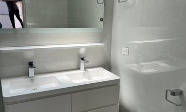 Hermosa casa en venta en Arcos del Sur, muy iluminada y amplio jardín