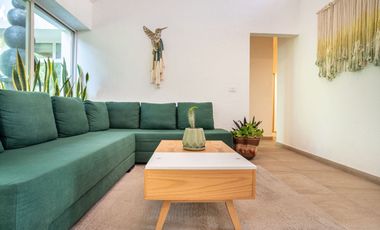 Casa en área común muy privadita en Colinas de Santa Fe