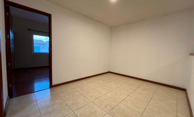 Casa con 3 recamaras y c/u con baño