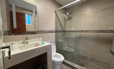 Casa con 3 recamaras y c/u con baño