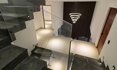 CASA DE LUJO EN VENTA EN EL MOLINO RESIDENCIAL EN EXCELENTE ZONA Y CON ACABADOS DE LUJO