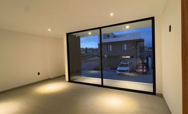 CASA DE LUJO EN VENTA EN EL MOLINO RESIDENCIAL EN EXCELENTE ZONA Y CON ACABADOS DE LUJO