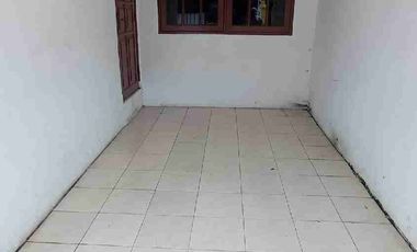 Disewakan Rumah 2 lantai di Pulo Asem
